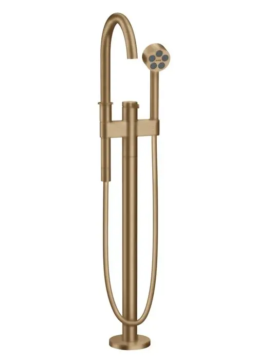 Freistehender Wannenmischer in gebürstetem Bronze mit AXOR-Armatur. Das Design zeigt einen hohen Auslauf und einen Handbrausekopf an einem flexiblen Schlauch.